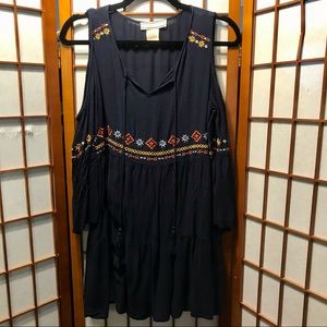 Flying Tomato Navy Boho Tasseled Tunic Top